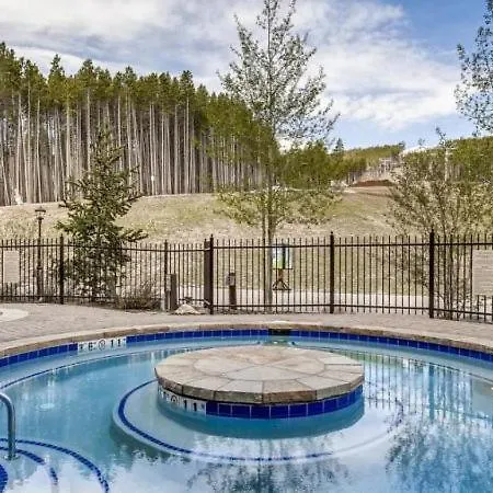 Peak 7 Mountain Condo: Ski-In/Ski-Out with Downtown Access